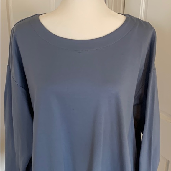 Banana Republic Factory Tops - EUC. Tie front lightweight sweatshirt